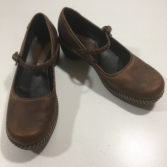 ecco mary jane shoes